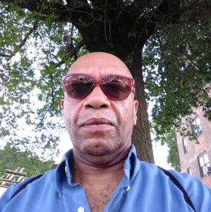 Meet your Posher, Earle